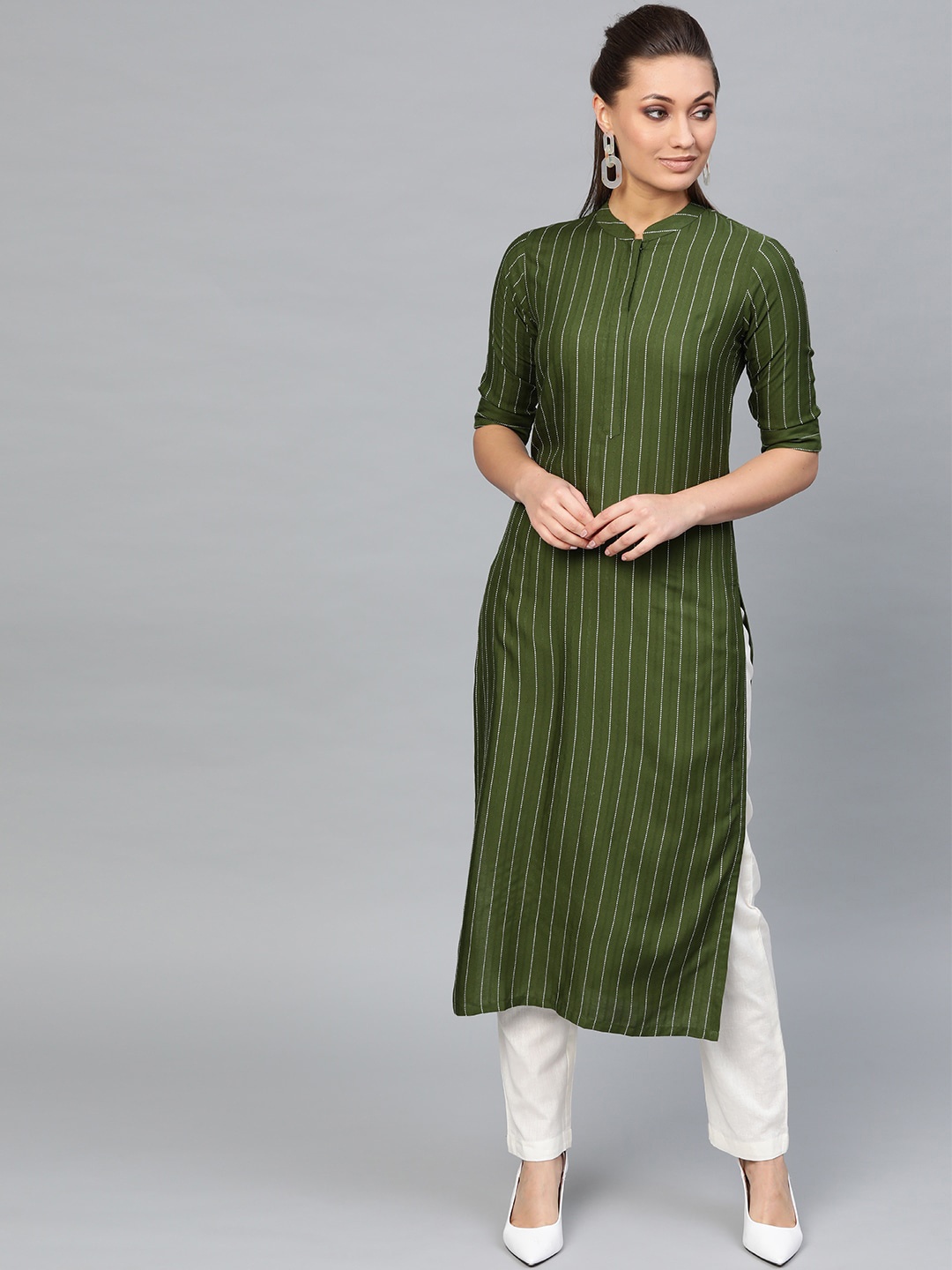 

Indo Era Women Green Striped Straight Kurta