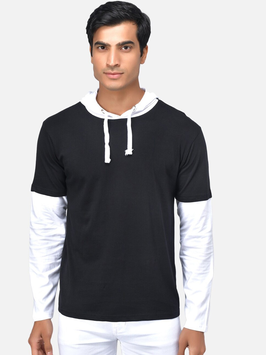 

The Dry State Men Black & White Solid Hooded T-shirt