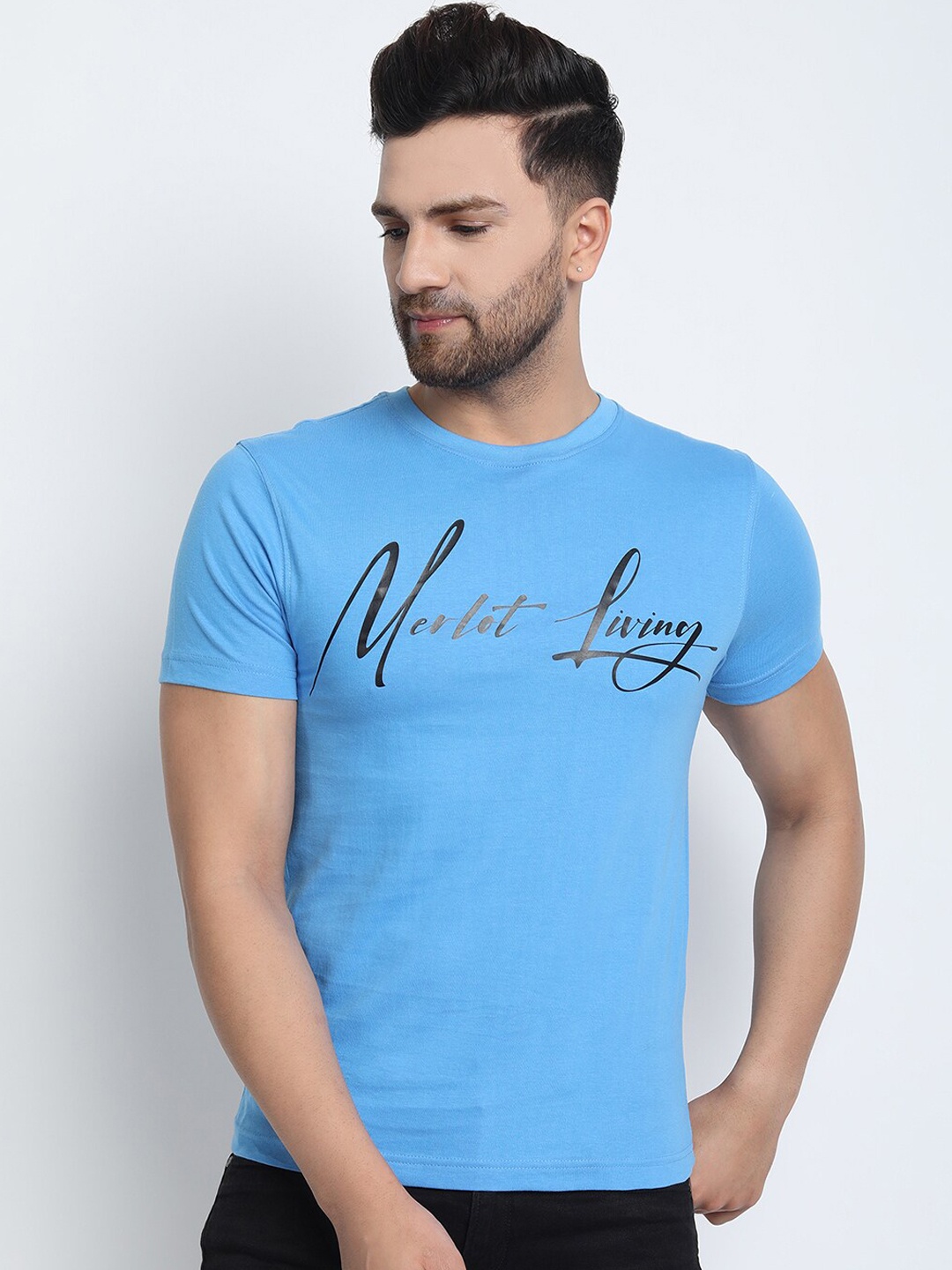 

MERLOT Men Blue Printed Round Neck T-shirt