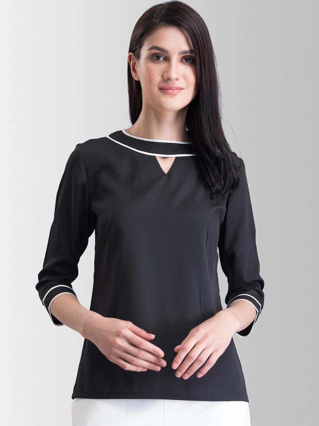 

FableStreet Women Black Solid Piping Detail Top