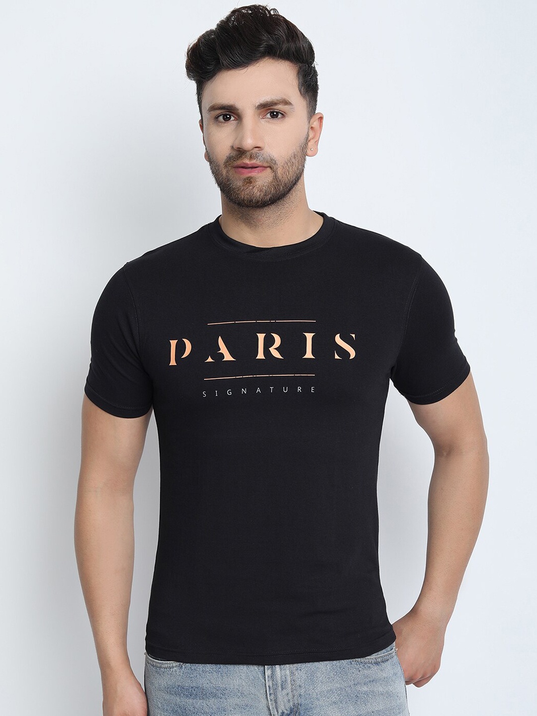 

MERLOT Men Black Printed Round Neck T-shirt