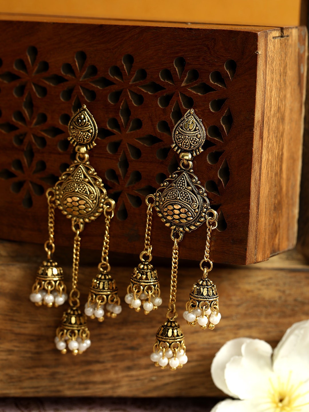 

ANIKAS CREATION Gold-Toned Contemporary Jhumkas