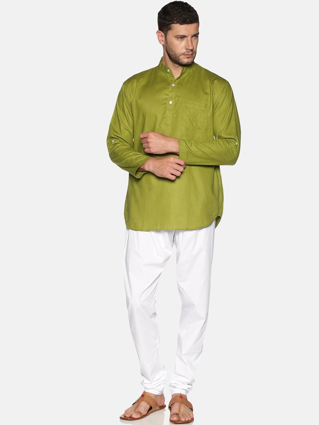 

Sethukrishna Men Green & White Solid Kurta with Pyjamas