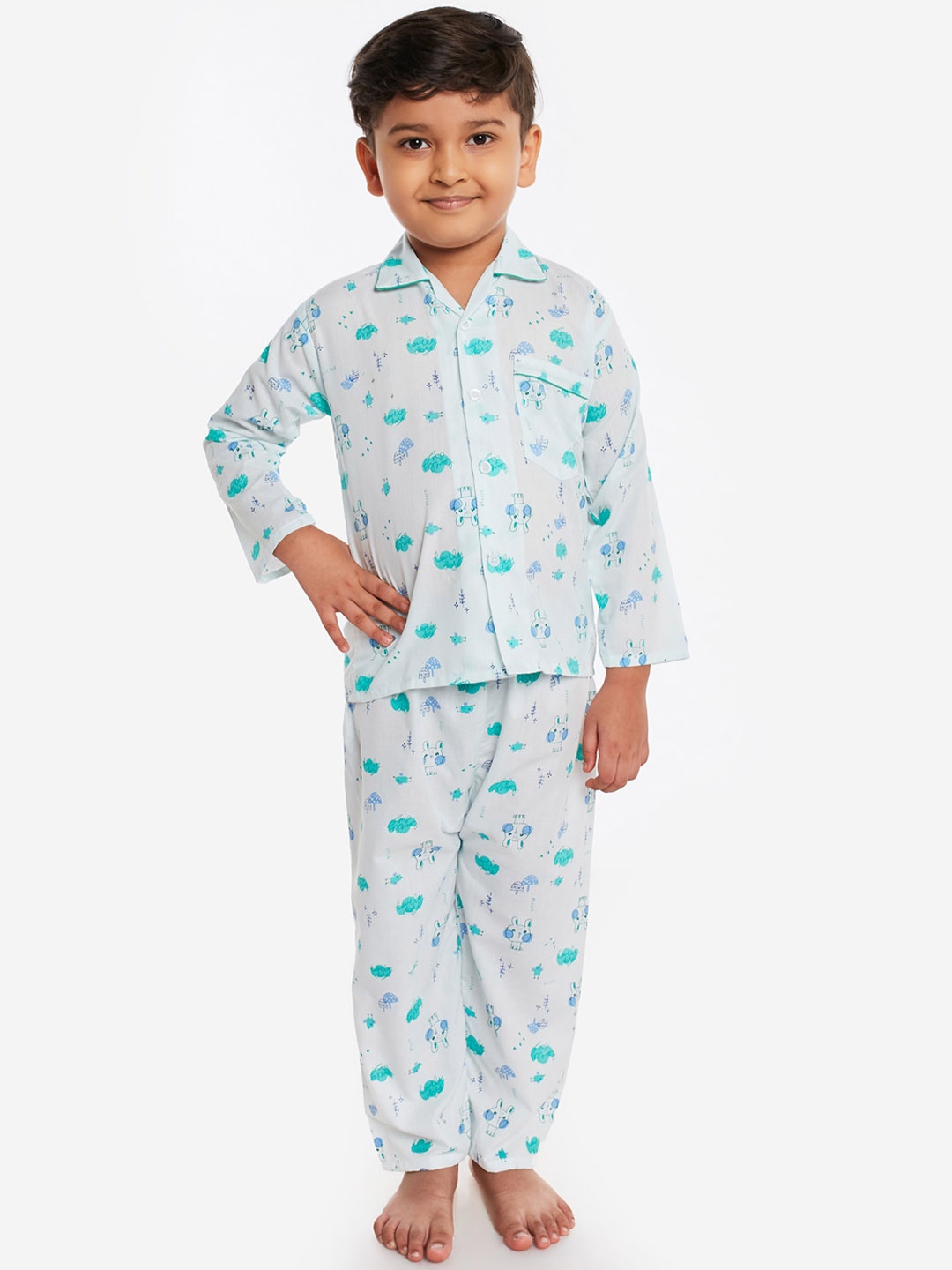

Fuzzy Bear Infants Boys Green & White Printed Sustainable Night Suit
