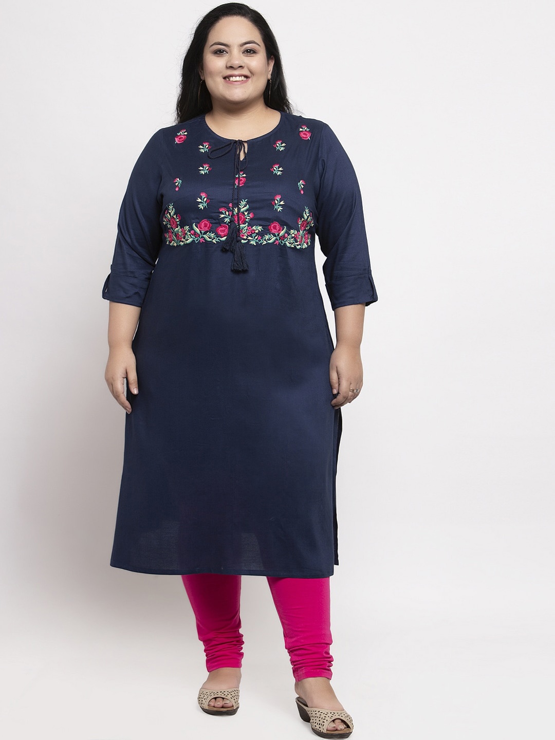 

plusS Women Navy Blue Yoke Design Straight Kurta