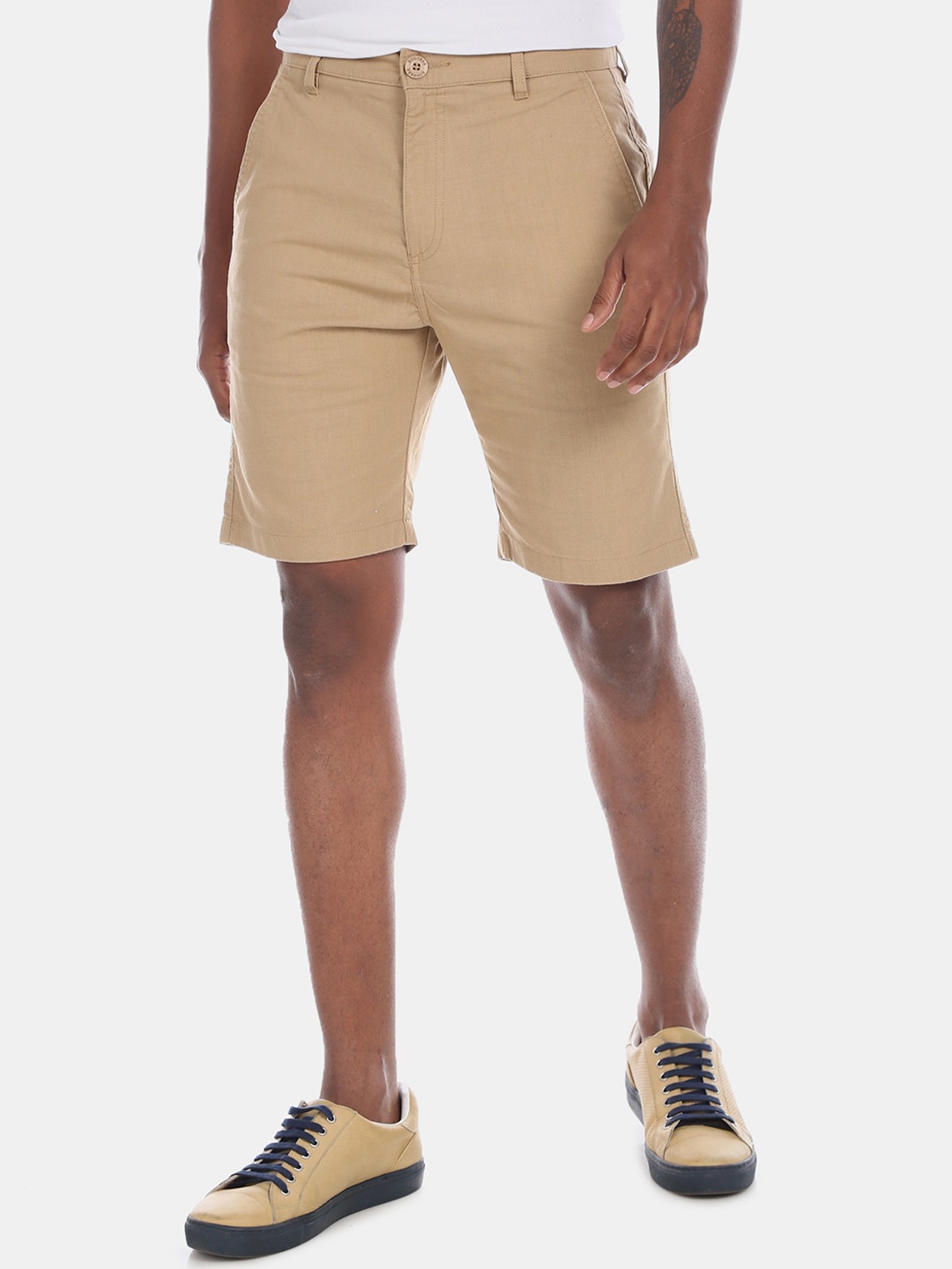 

Ruggers Men Khaki Solid Regular Fit Regular Shorts