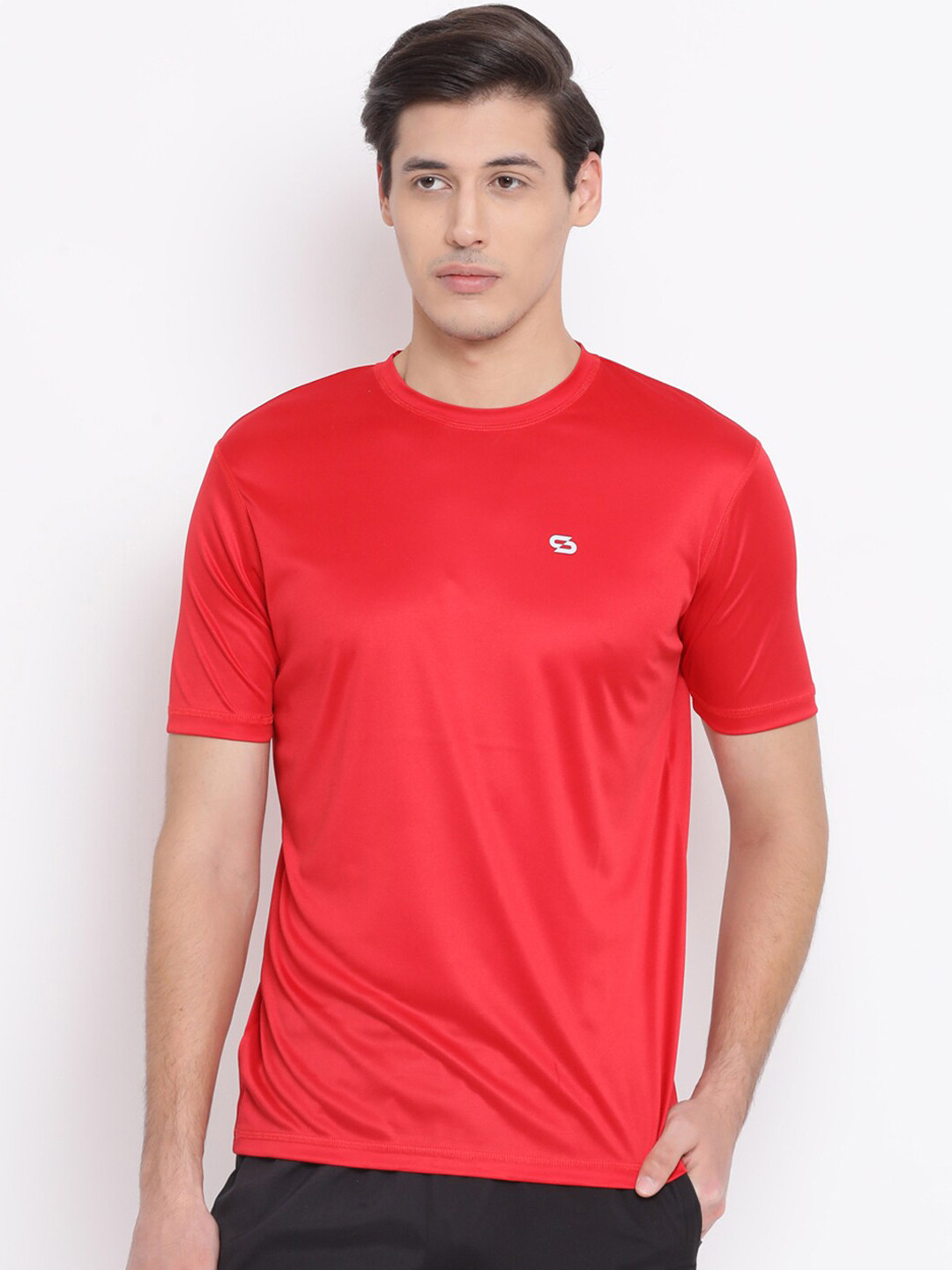 

Spolei Men Red Solid Round Neck T-shirt