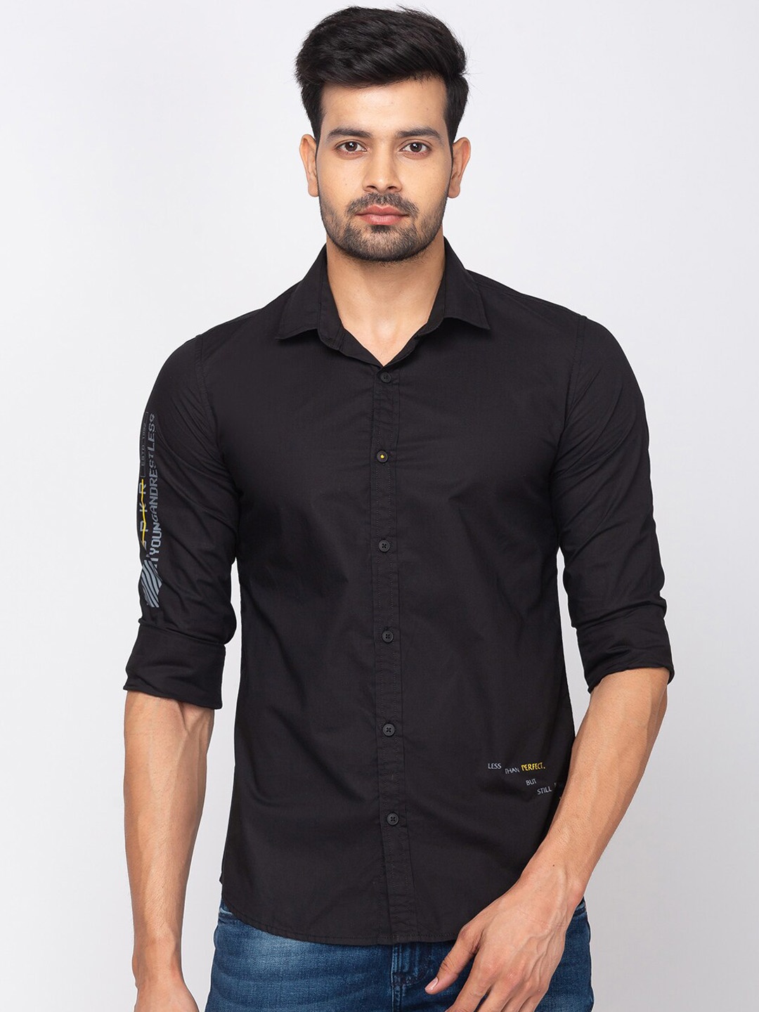 

SPYKAR Men Black Regular Fit Solid Casual Shirt