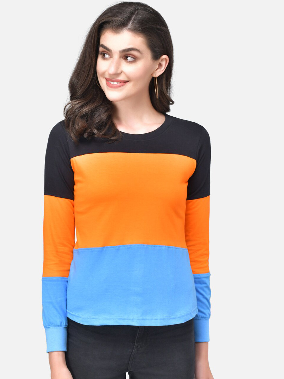 

The Dry State Women Black & Blue Colourblocked Round Neck T-shirt