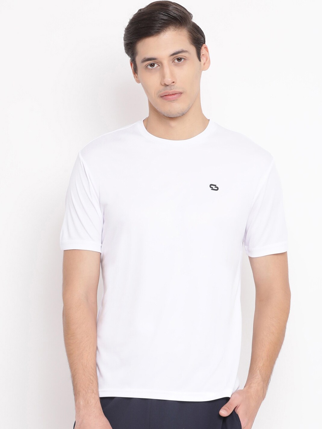 

Spolei Men White Solid Round Neck T-shirt