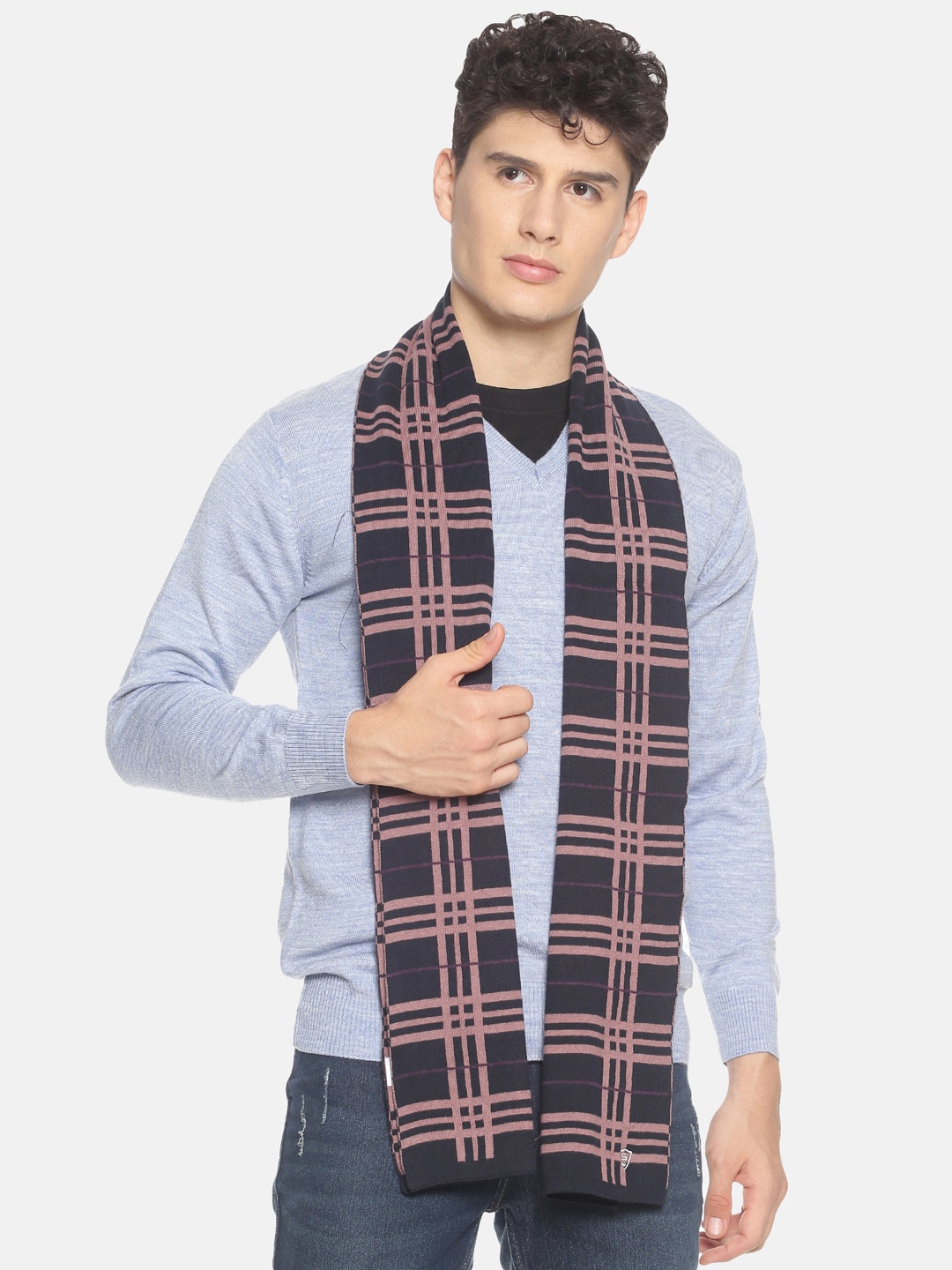 

513 Men Navy Blue and Beige Checked Knitted Muffler