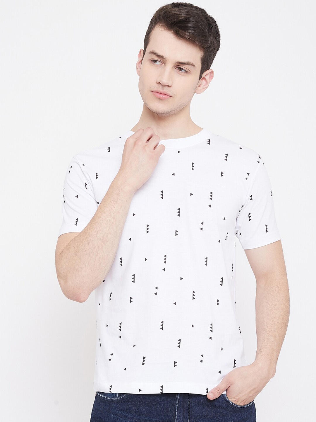 

Camey Men White Printed Round Neck T-shirt