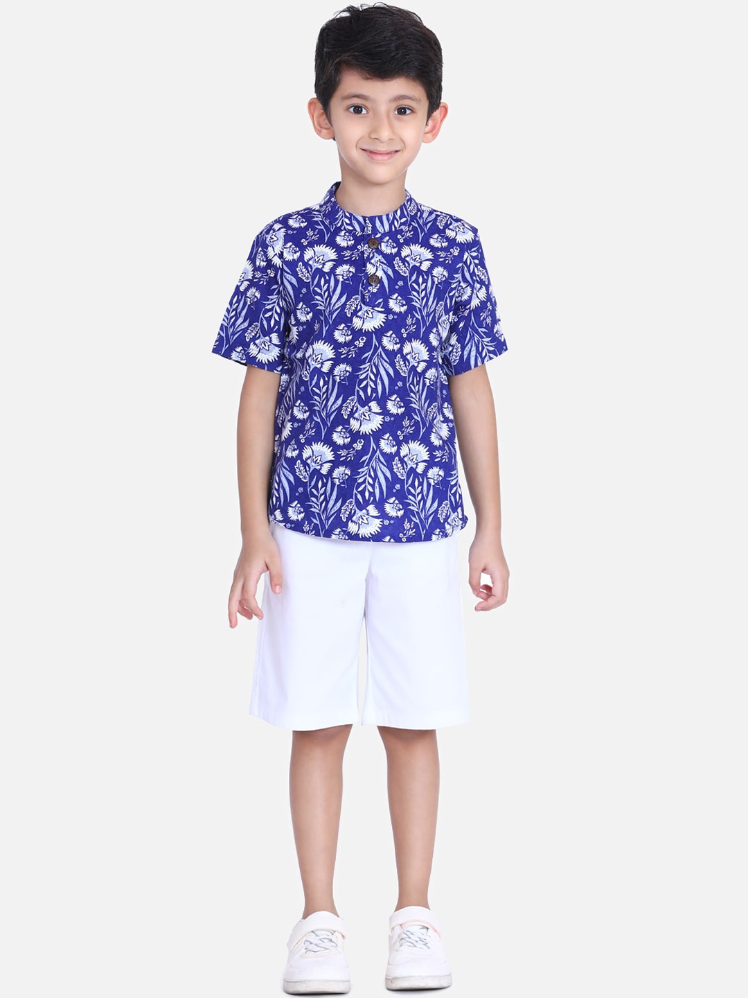 

Cutiekins Boys Blue & White Printed Shirt with Shorts