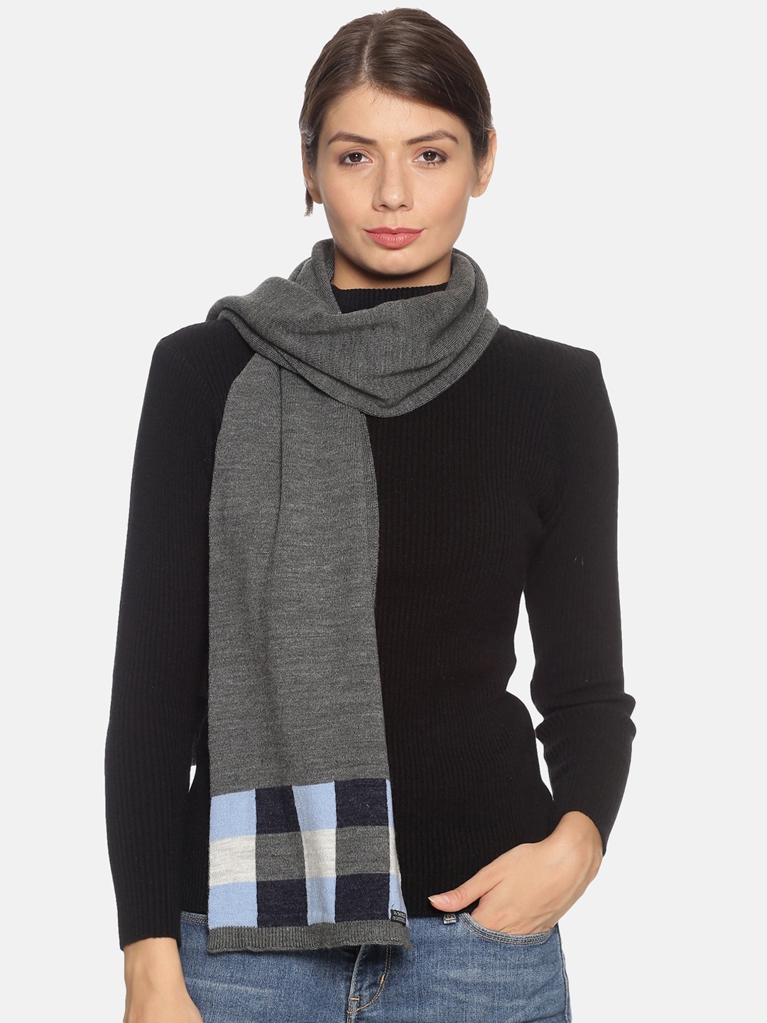 

513 Women Grey & Blue Solid Muffler