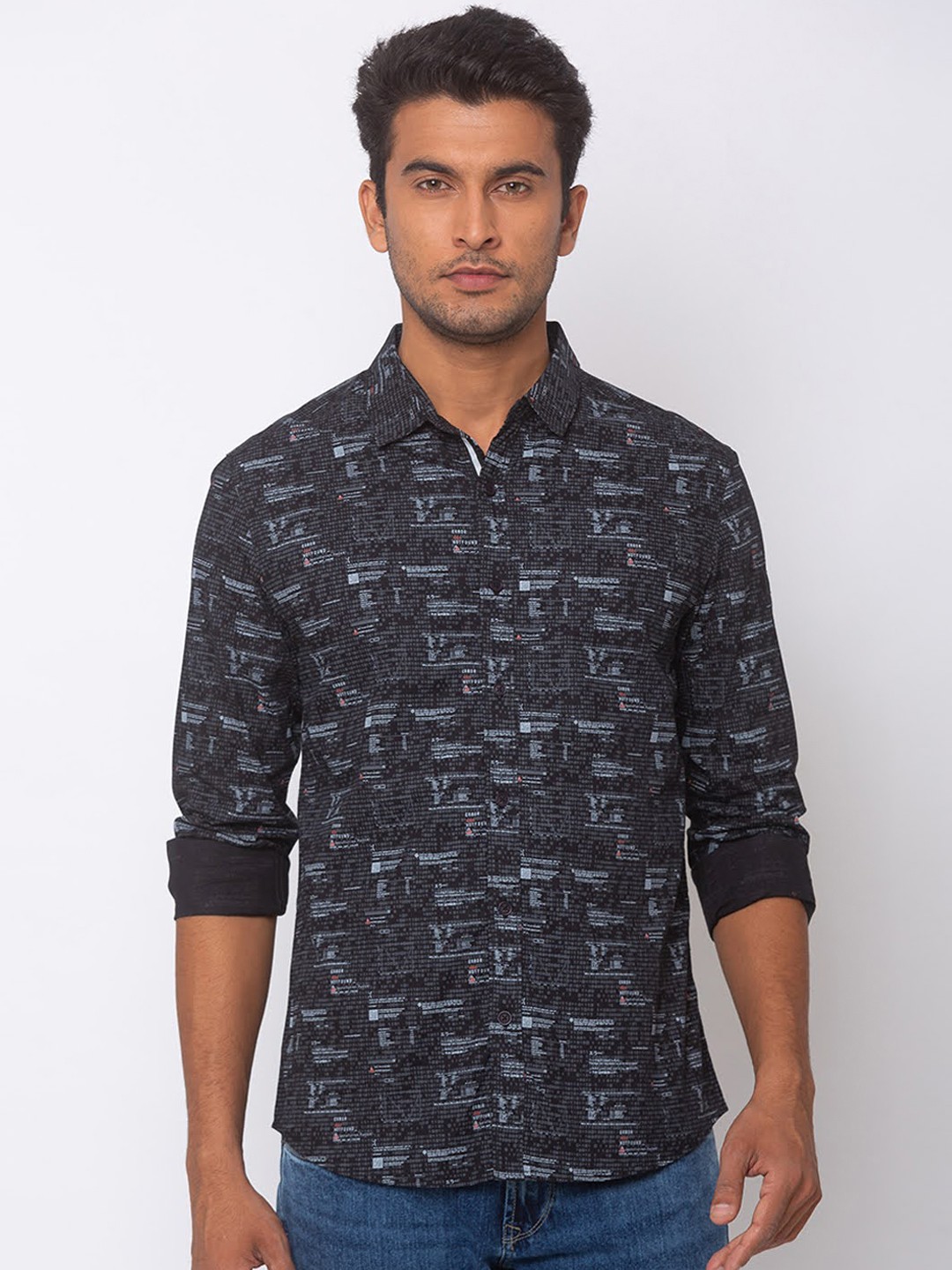 

SPYKAR Men Black Slim Fit Printed Casual Shirt