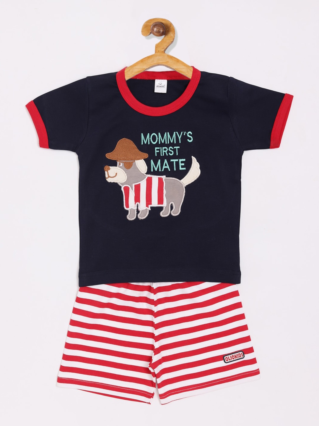 

Olio Kids Boys Navy Blue & Red Printed T-shirt with Shorts