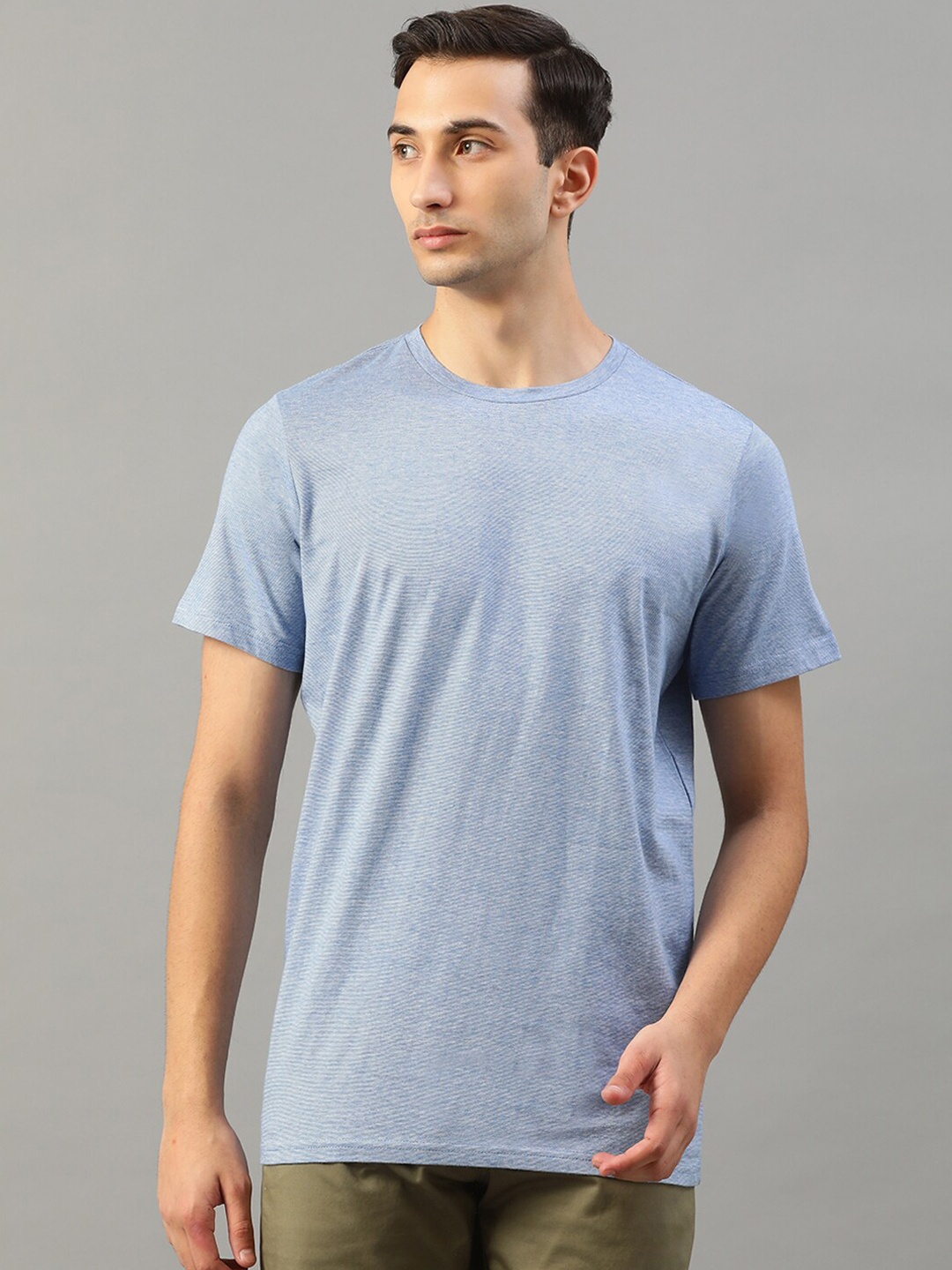 

Matinique Men Blue Solid Round Neck T-shirt
