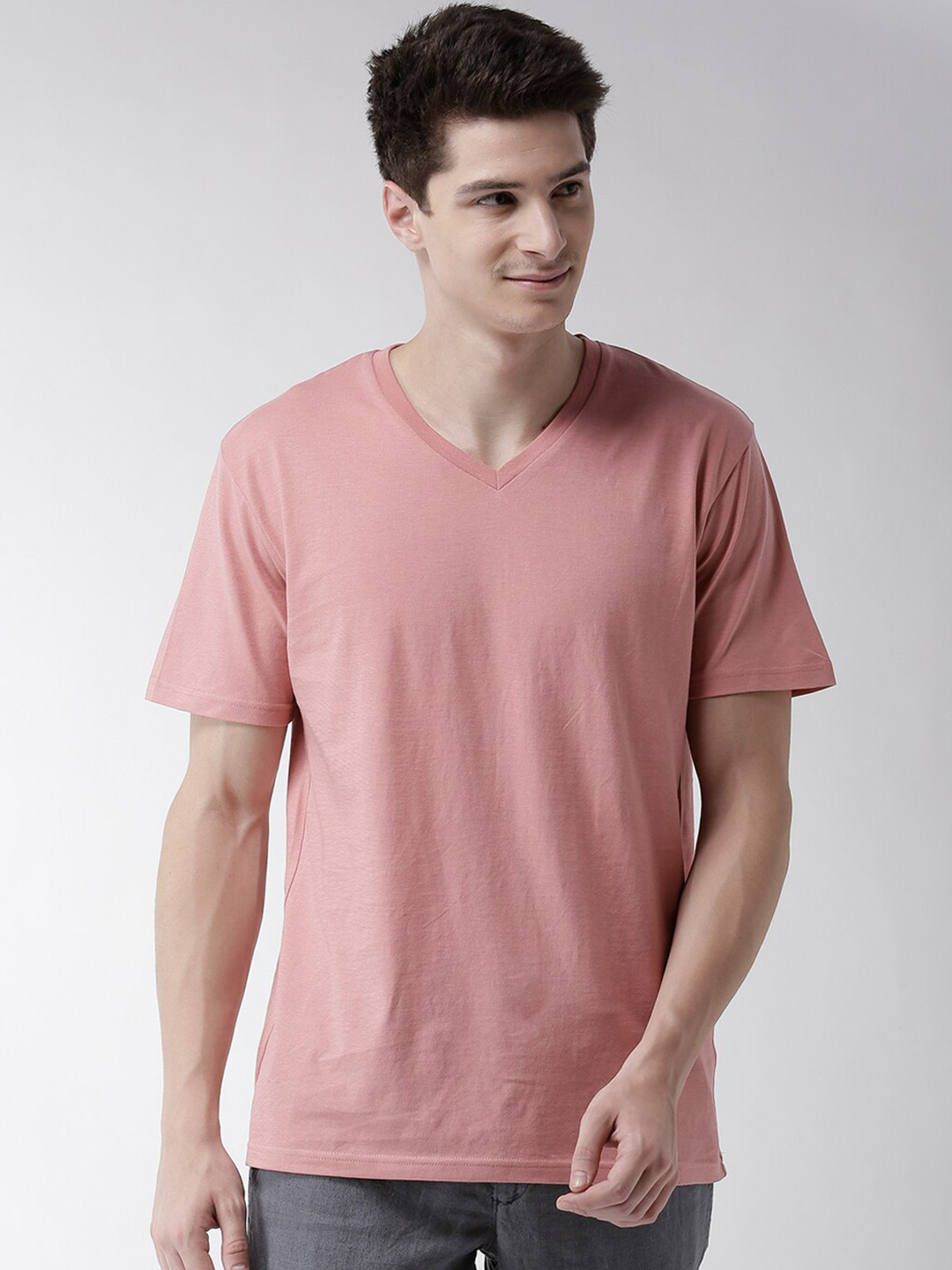 

Celio Men Pink Solid V-Neck Pure Cotton T-shirt