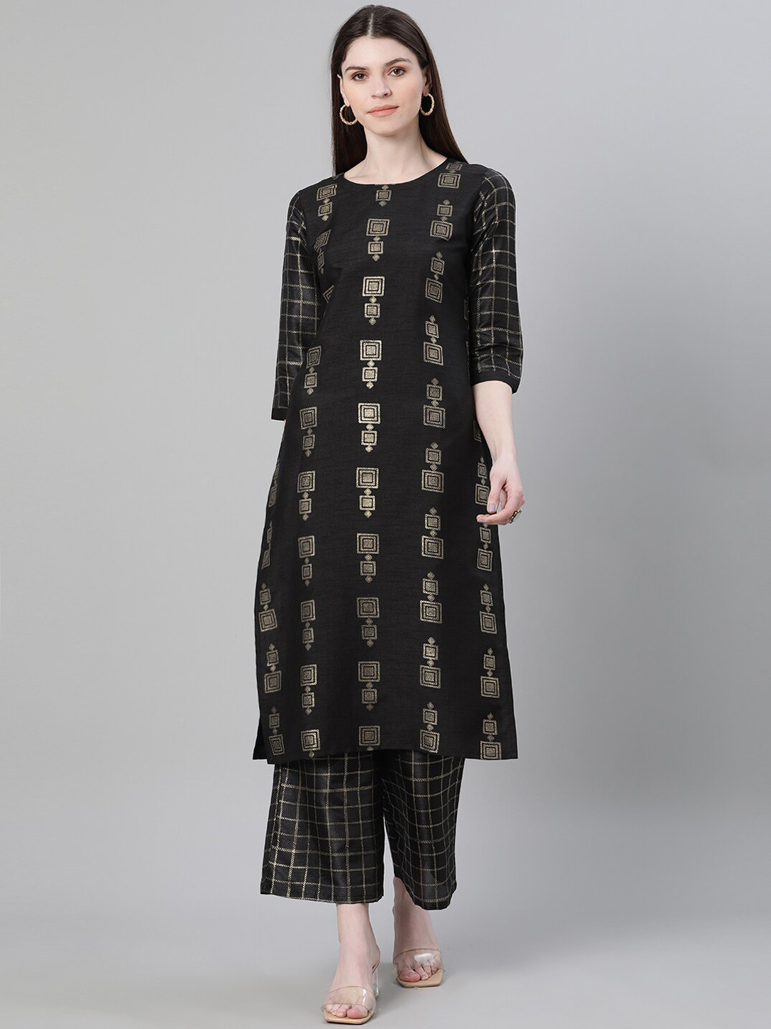 

ZIYAA Women Black & Gold-Toned Printed Kurta with Palazzos