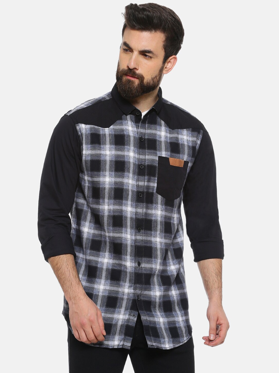 

Campus Sutra Men Black & White Regular Fit Checked Casual Shirt