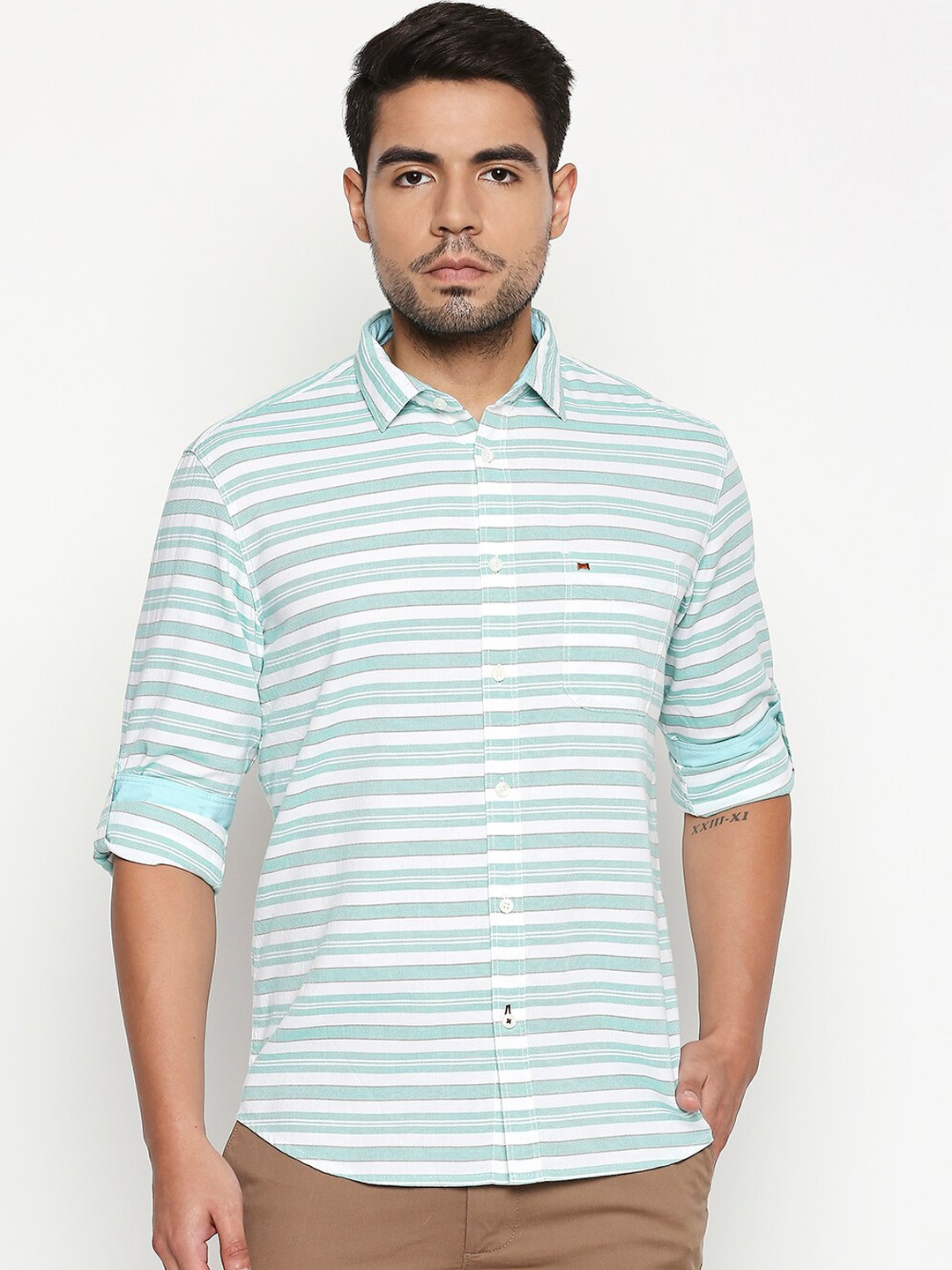 

Basics Men Green Slim Fit Striped Casual Shirt