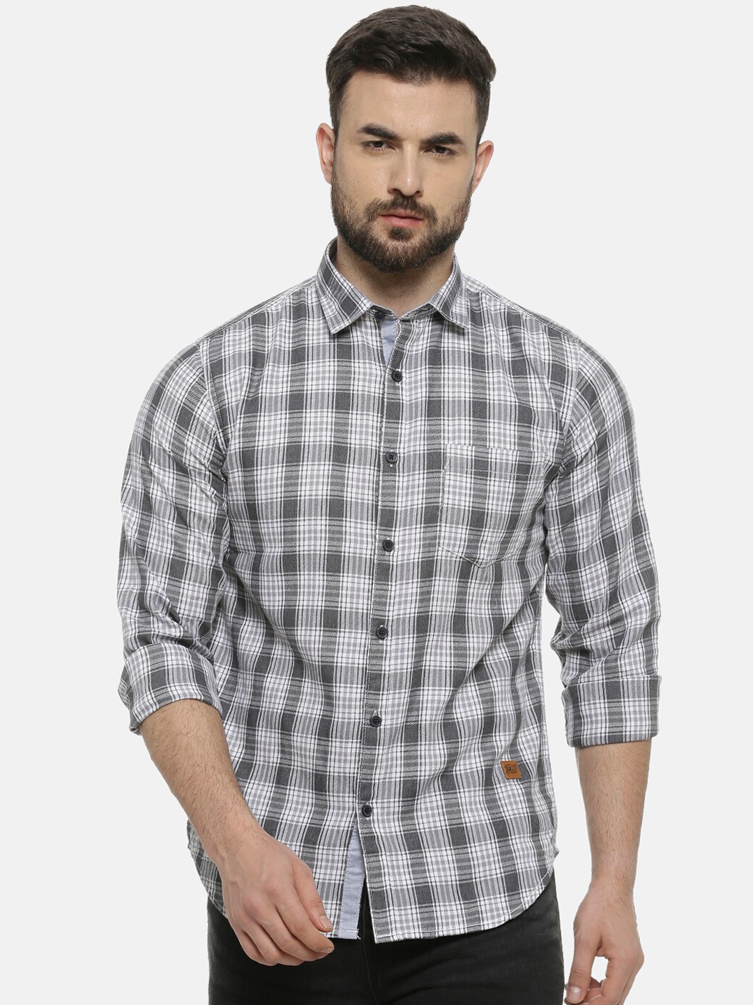 

Campus Sutra Men White & Grey Regular Fit Checked Casual Shirt