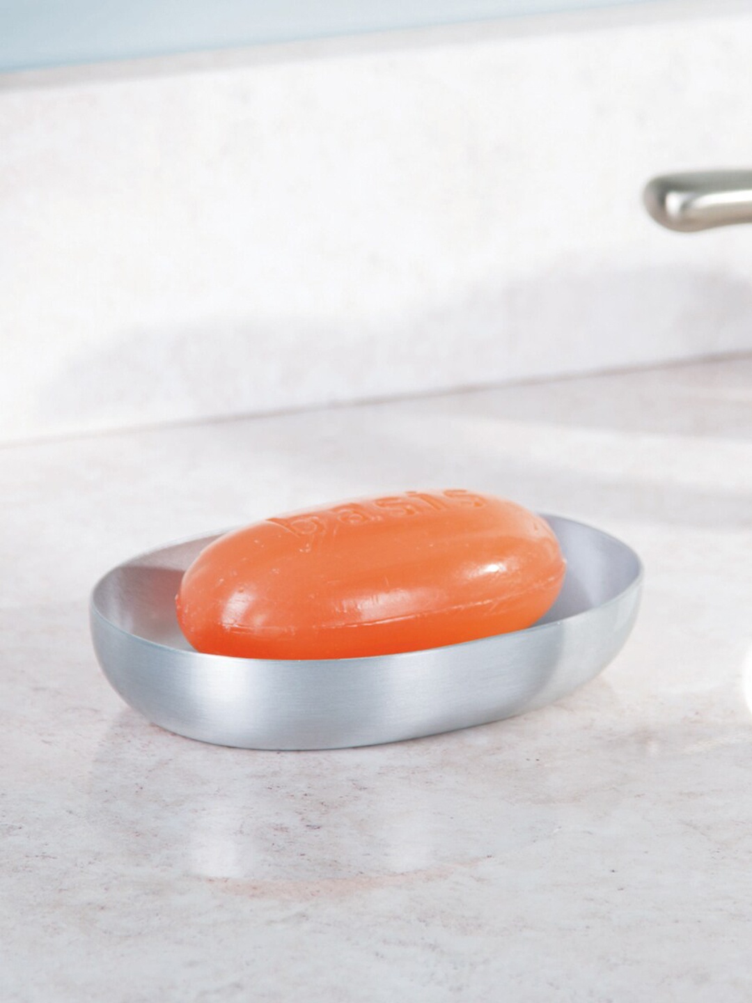 

INTERDESIGN Silver-Toned Solid Aluminium Soap Dish