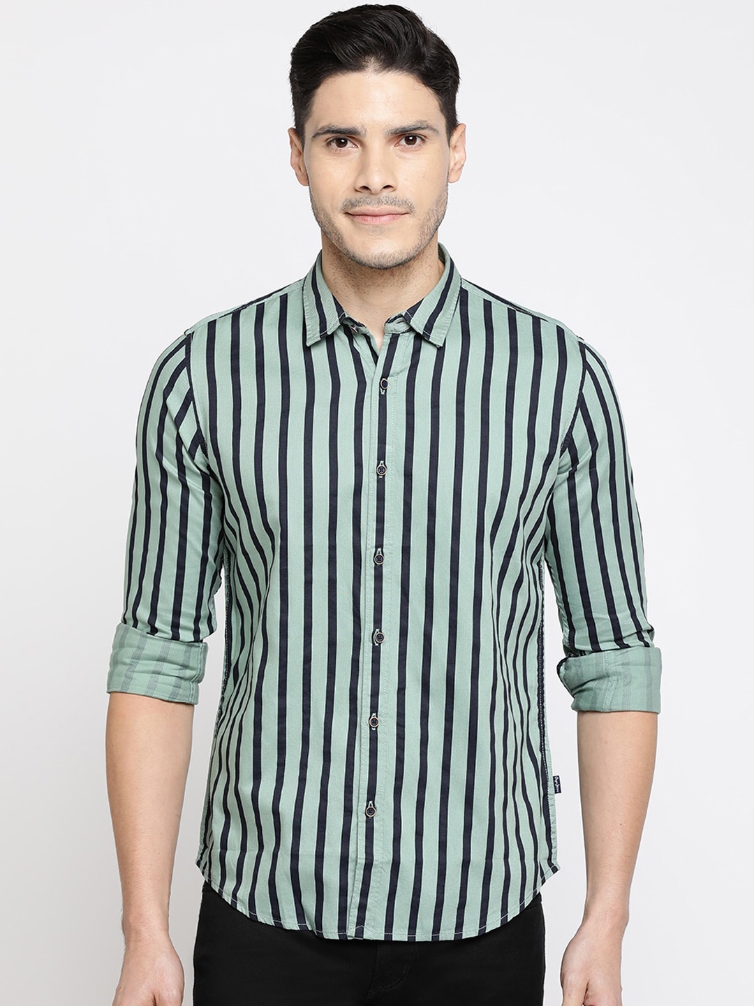 

Pepe Jeans Men Green & Black Regular Fit Striped Casual Shirt