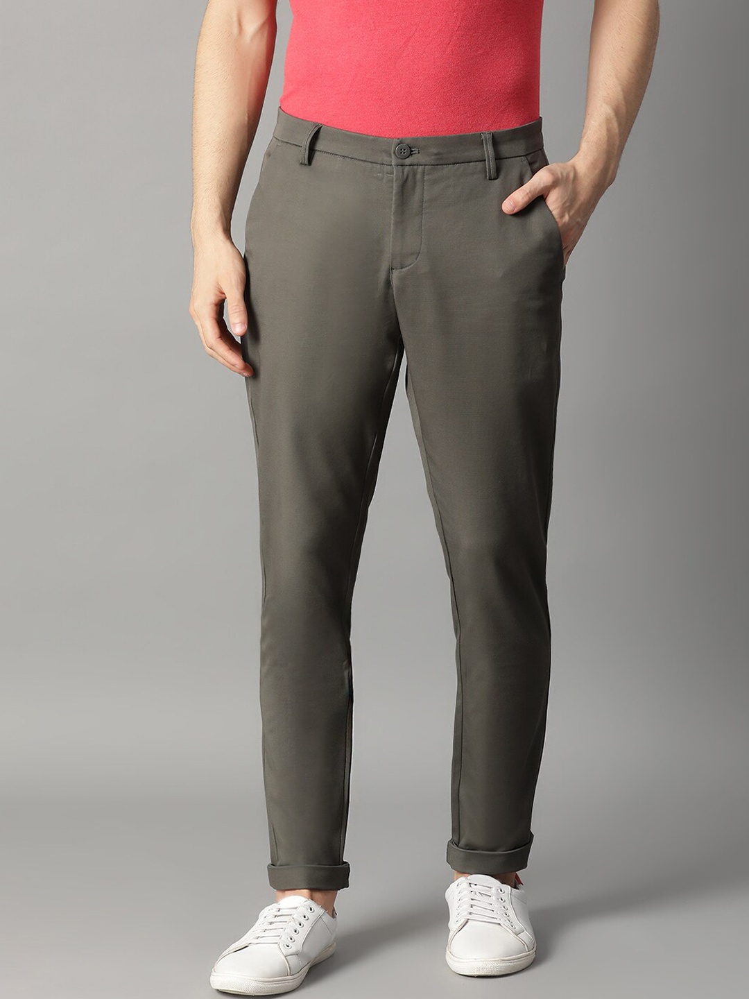 

Bruun & Stengade Men Olive Green Slim Fit Solid Chinos