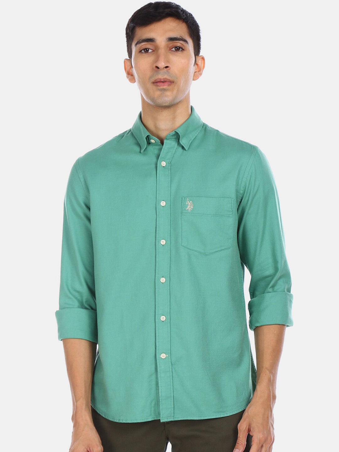 

U.S. Polo Assn. Men Green Regular Fit Solid Casual Shirt