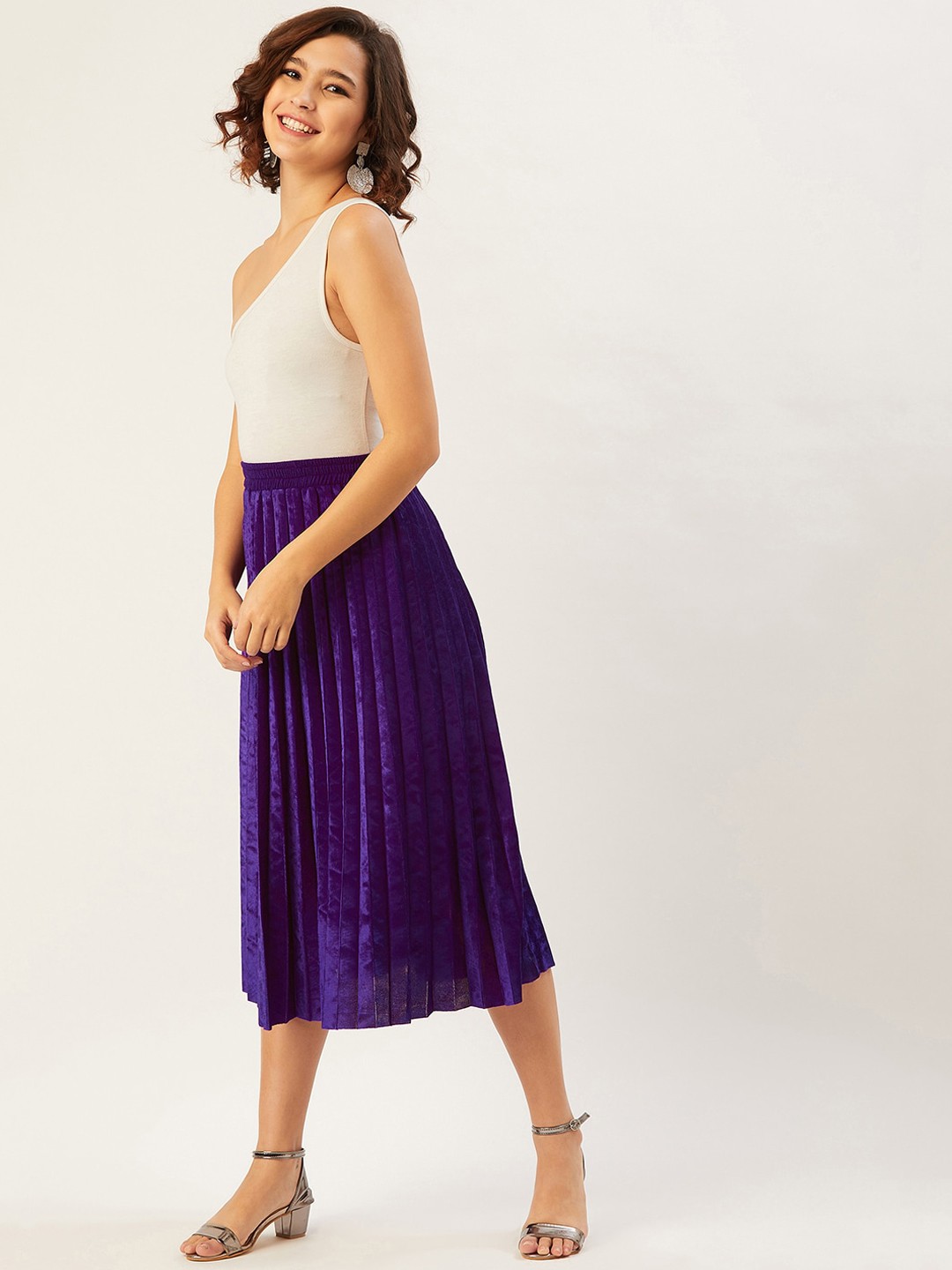 

ANVI Be Yourself Women Purple Solid Pleated Midi-Length Flared Skirt