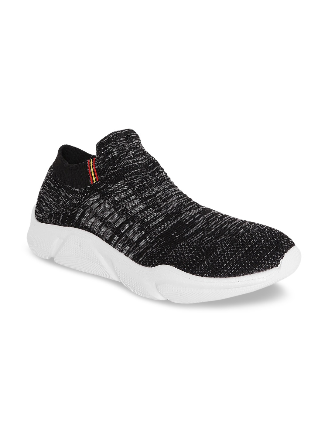 

Ajile by Pantaloons Men Black Textile Walking Shoes