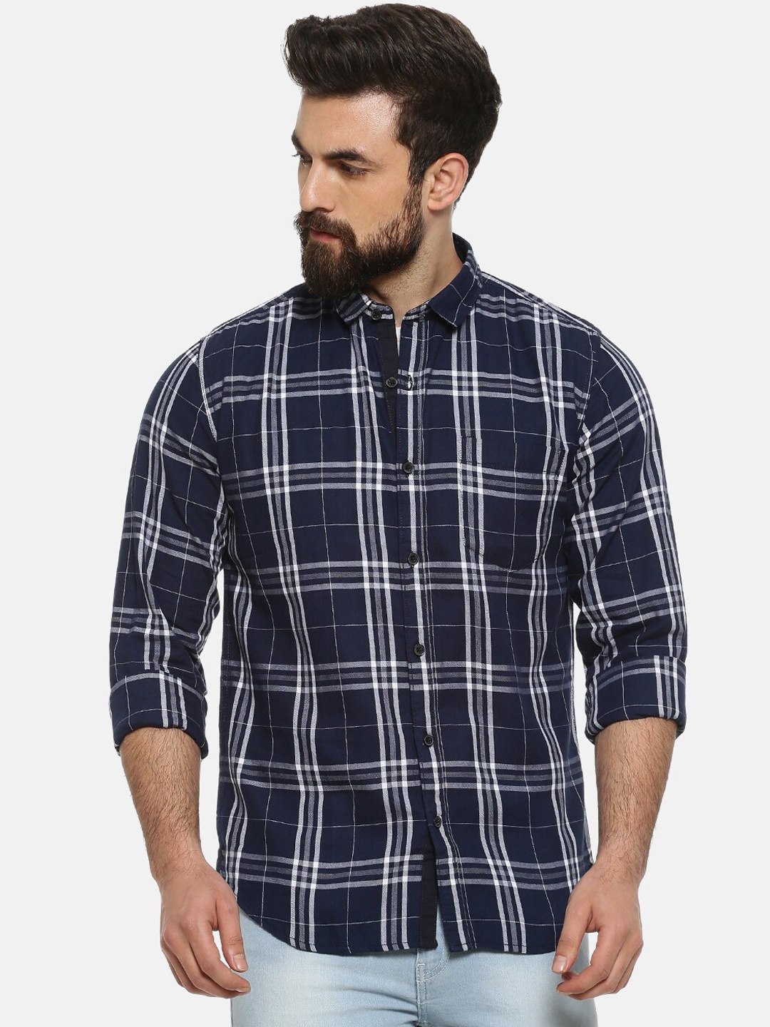 

Campus Sutra Men Navy Blue & Off-White Regular Fit Checked Casual Shirt