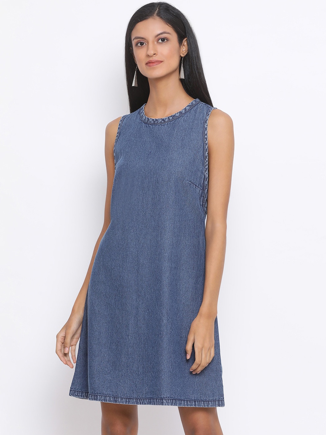 

Oxolloxo Women Blue Solid A-Line Dress
