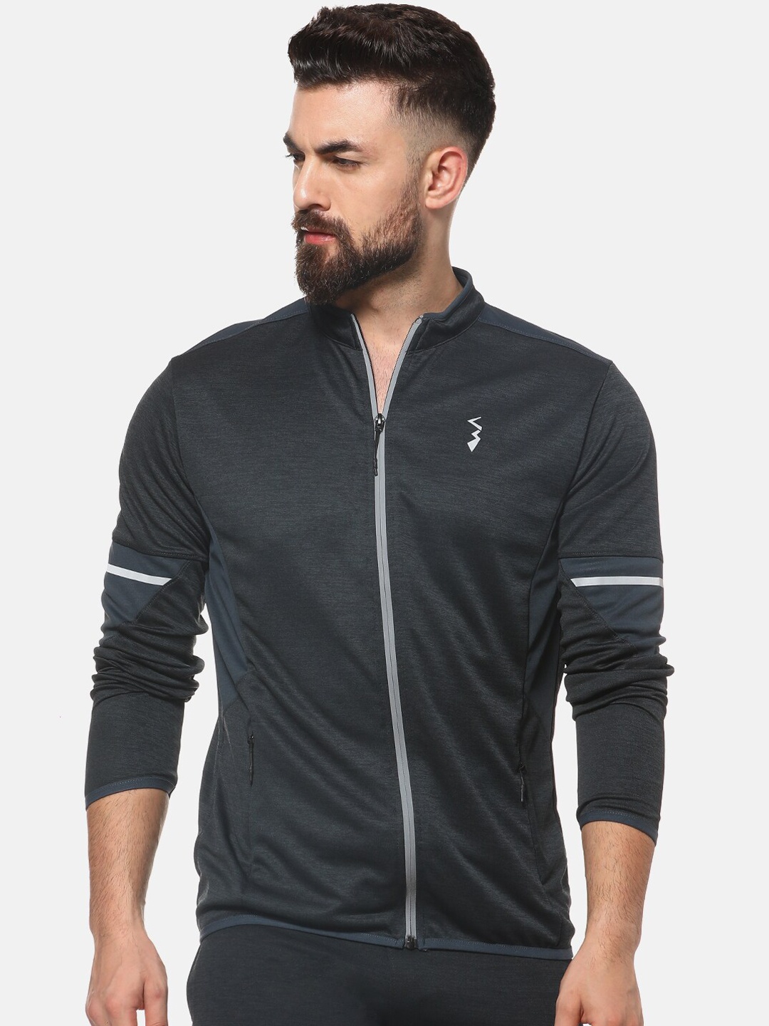 

Campus Sutra Men Grey Printed Lightweight Sporty Jacket