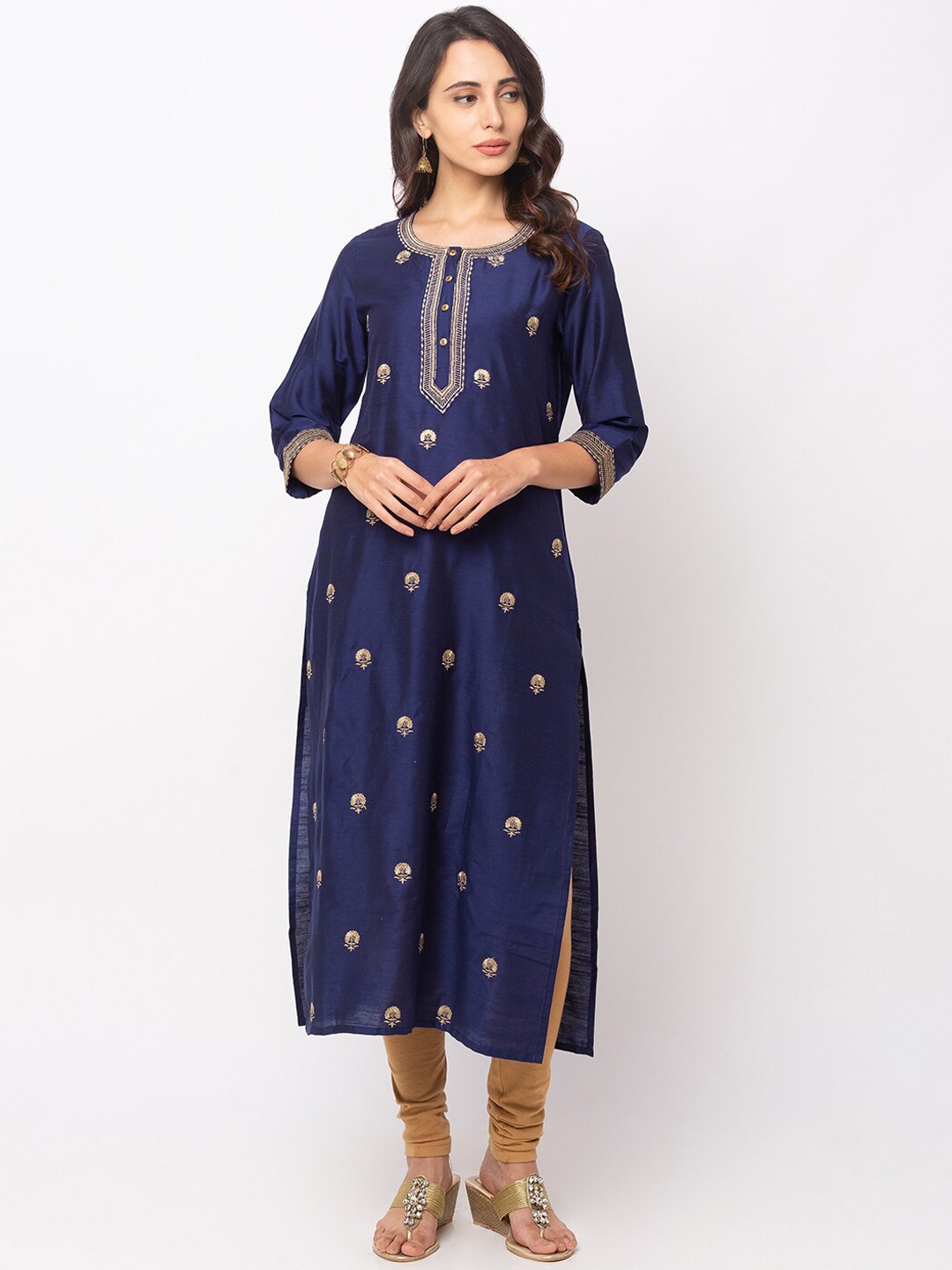 

Globus Women Navy Blue & Gold-Coloured Floral Embroidered Straight Kurta