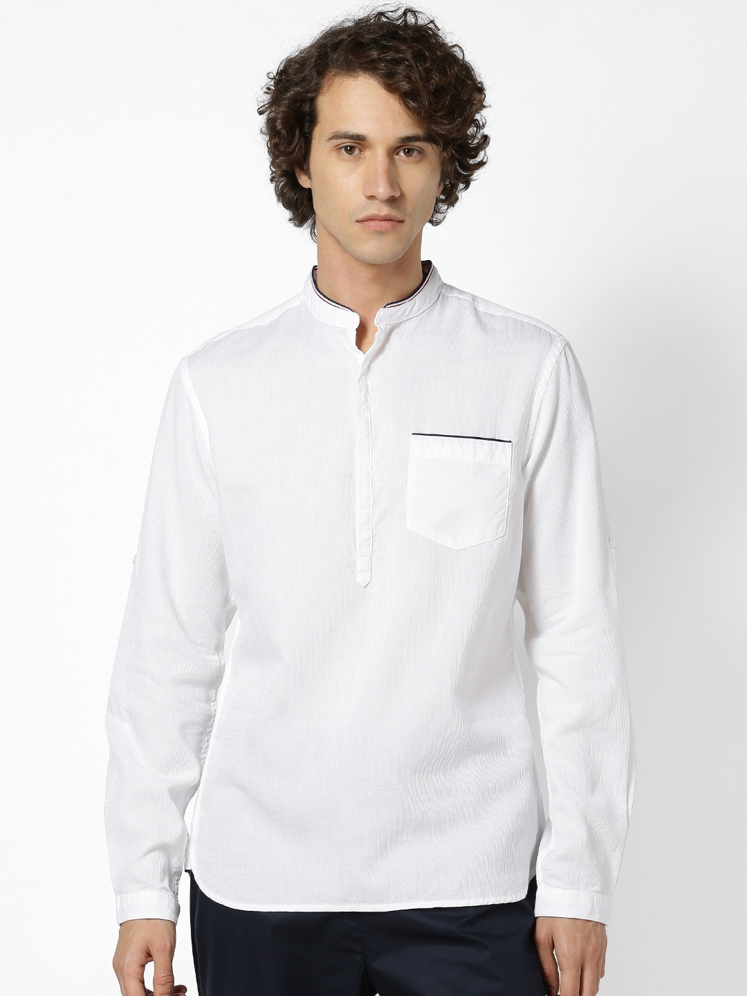 

Celio Men White Regular Fit Solid Cotton Casual Shirt