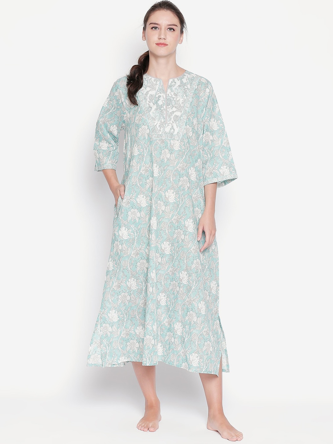 

RANGMANCH BY PANTALOONS Green & White Printed Nightdress