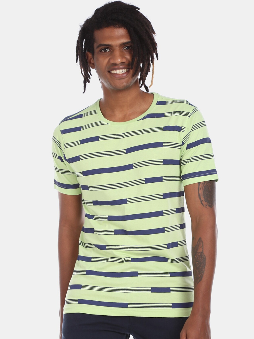 

Cherokee Men Green Striped Round Neck Cotton Pure Cotton T-shirt