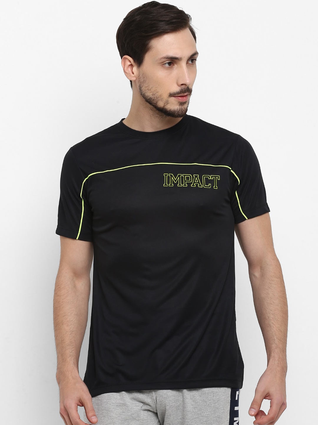 

OFF LIMITS Men Black Solid Round Neck T-shirt