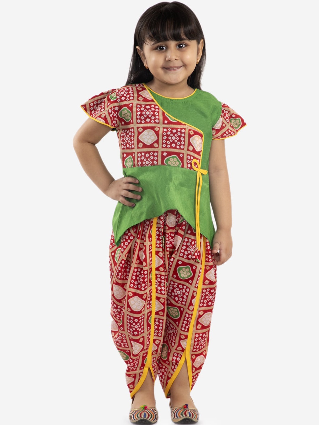 

KID1 Girls Green & Pink Embroidered Kurti with Dhoti Pants