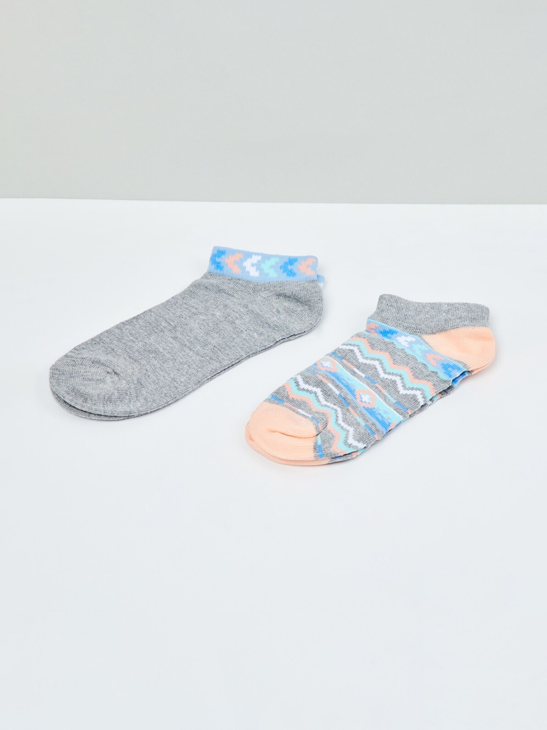 

max Girls Pack Of 2 Patterned Ankle-Length Socks, Grey