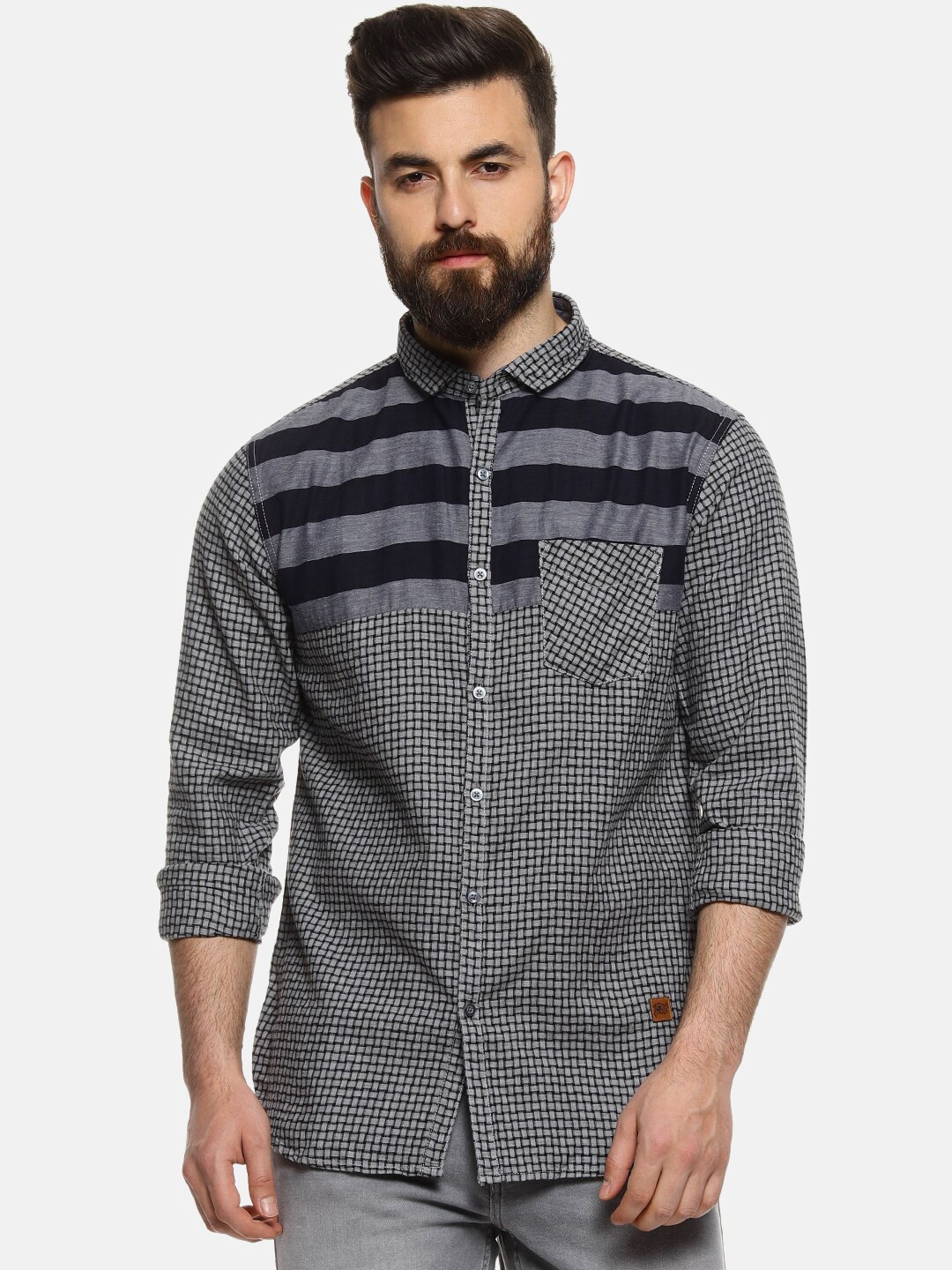 

Campus Sutra Men Navy Blue & Grey Regular Fit Checked Casual Shirt