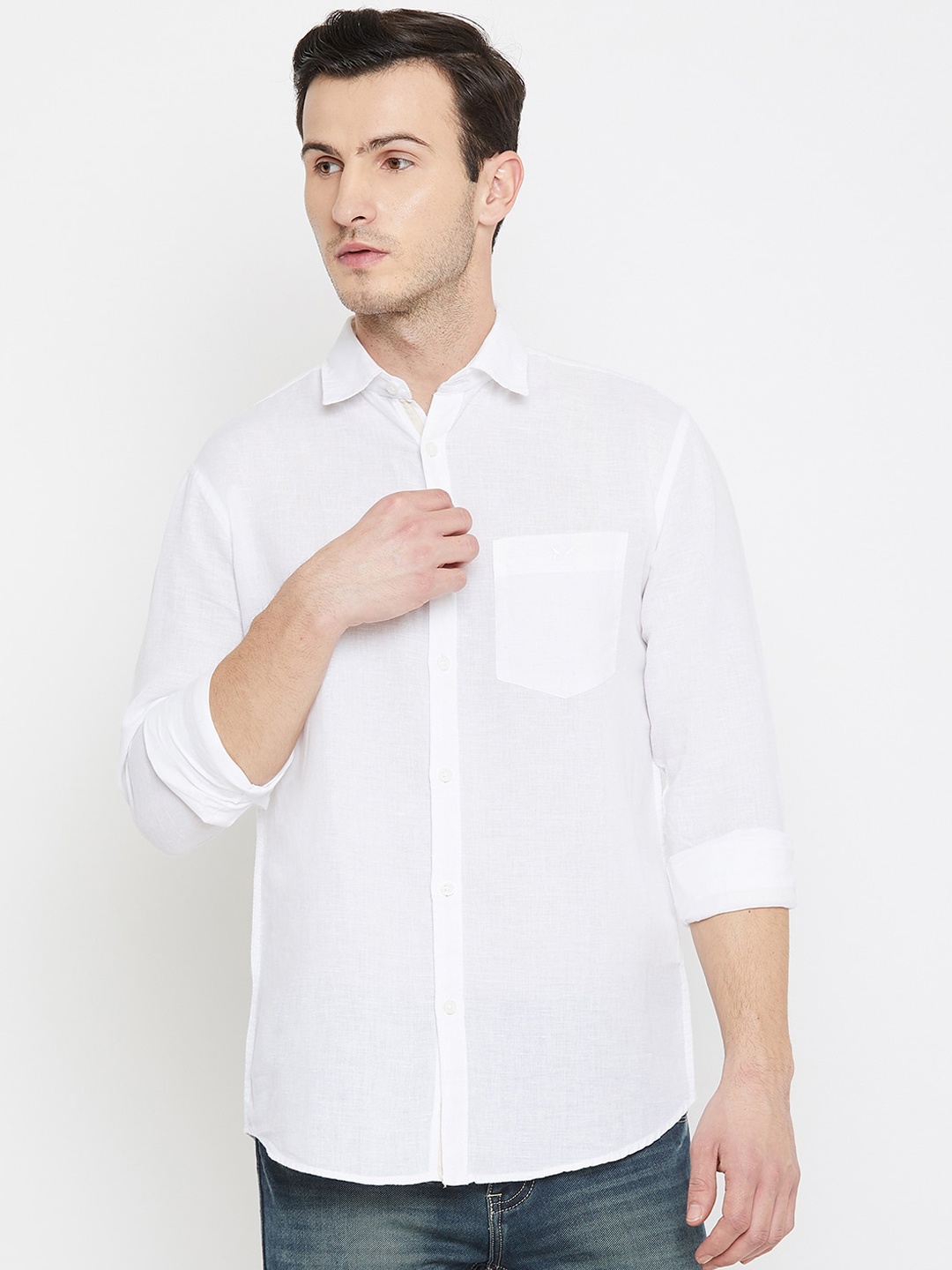 

Crimsoune Club Men White Slim Fit Solid Cotton Casual Shirt