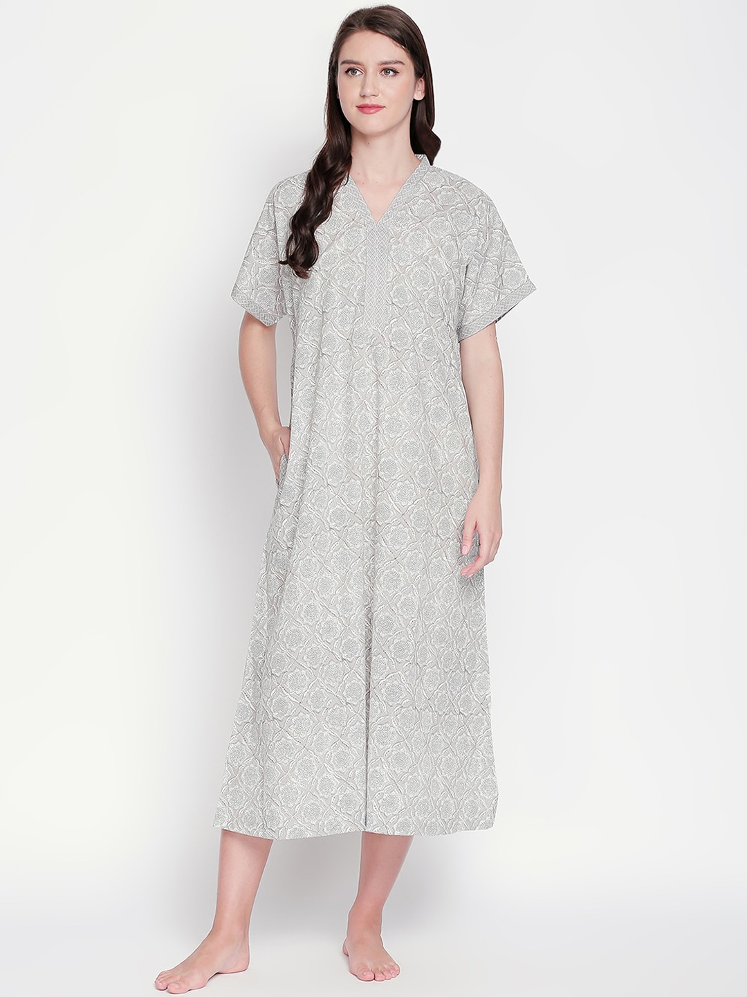

RANGMANCH BY PANTALOONS Grey & White Printed Nightdress