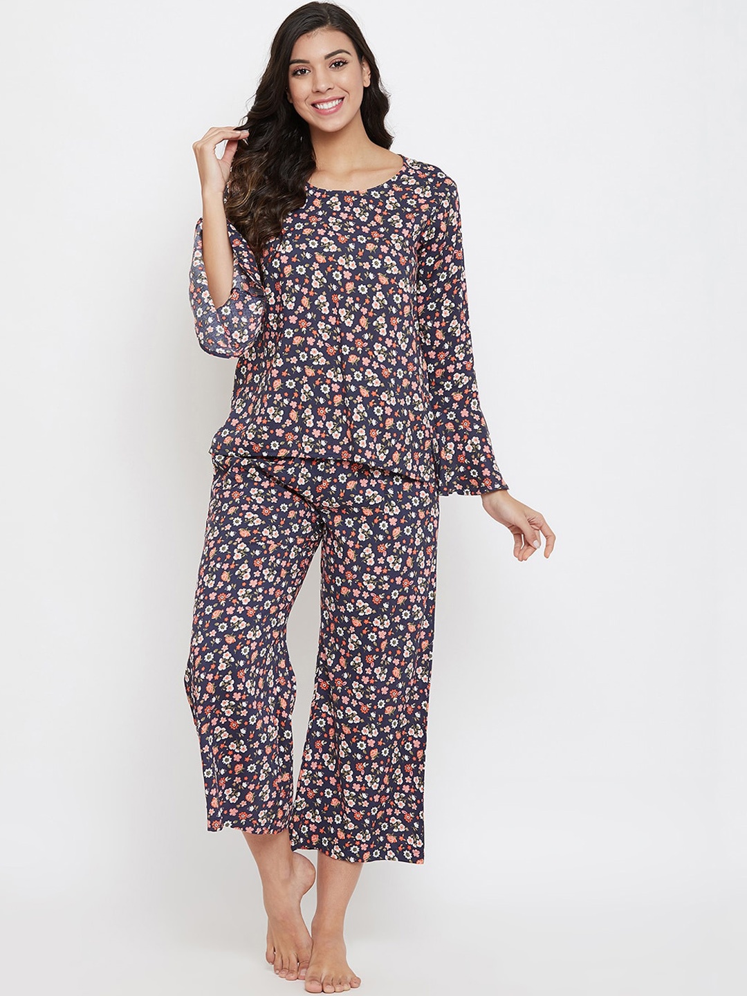 

Clovia Women Blue & Pink Floral Printed Night Suit