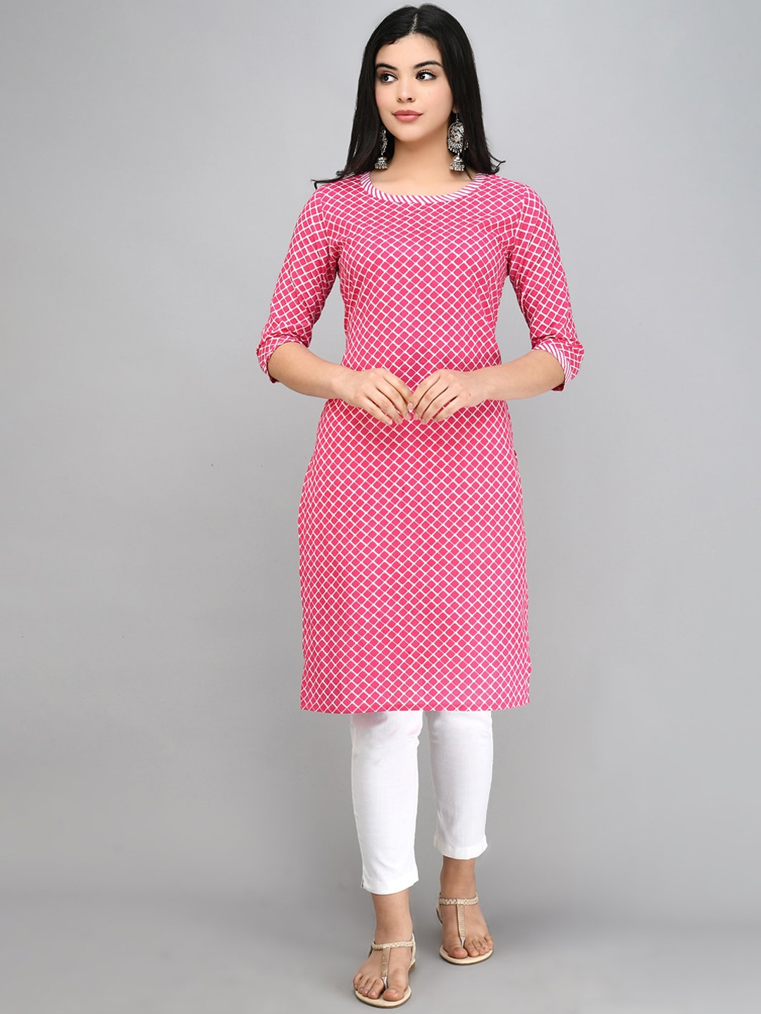 

Myshka Women Pink Printed Straight Kurta