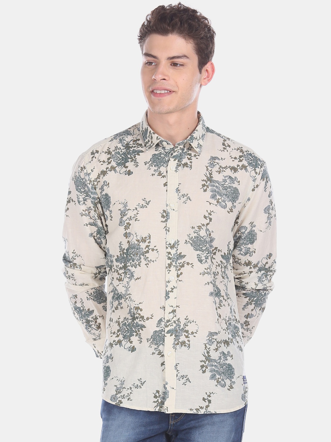 

Flying Machine Men Off-White & Green Regular Fit Printed Casual Shirt