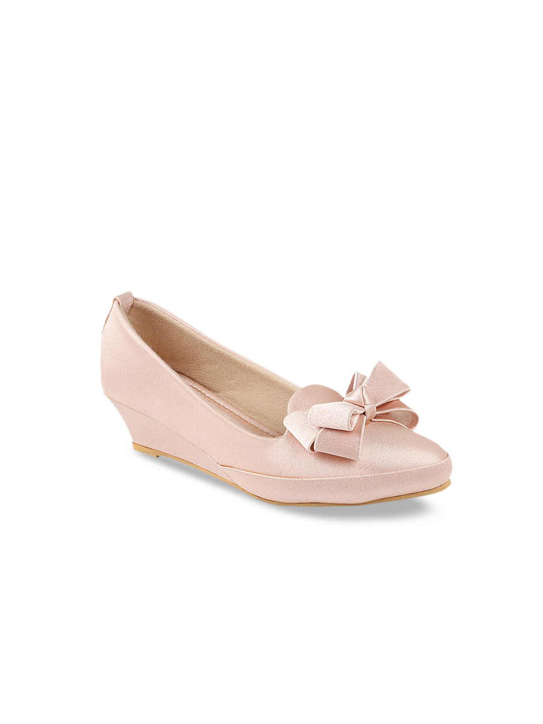

Shoetopia Girls Pink Solid Pumps