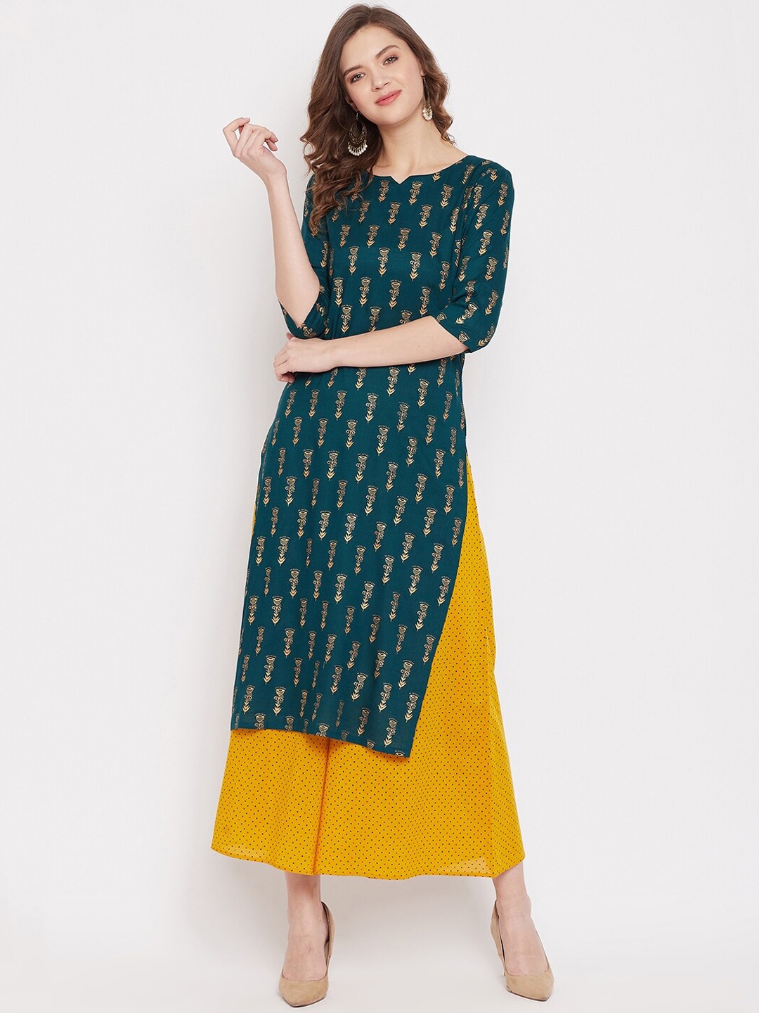 

PANIT Women Green & Gold-Toned Printed Kurta with Palazzos